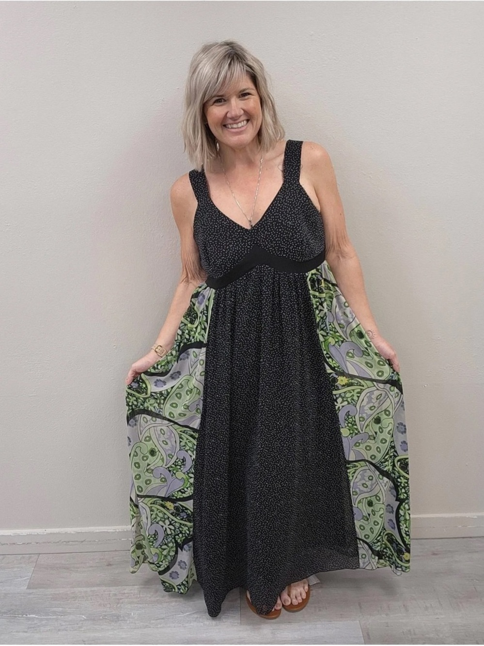 Essentials By Milano Black & Green Paisley Maxi Dress - Size 12